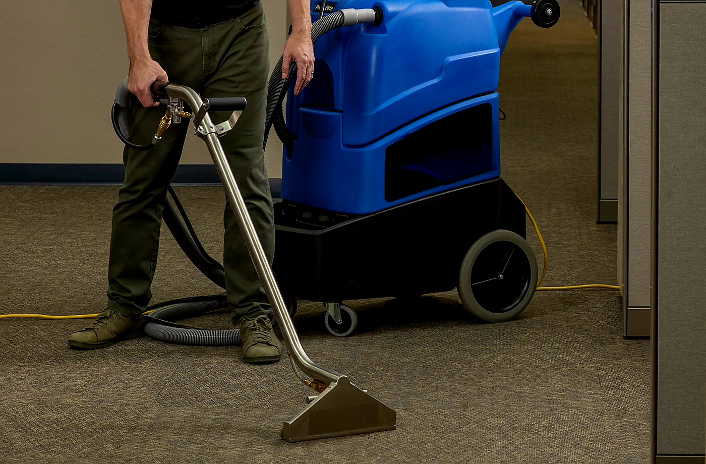 Specialized Steam Carpet Cleaning - Professional Service in Toronto & GTA